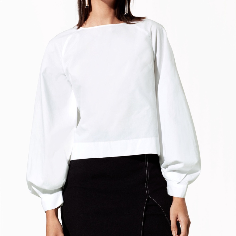 ARITZIA -Niki Blouse